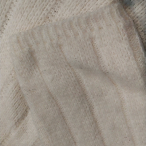 Arizona Jean co sweater, 90s era sweaters, turtleneck sweater, snowflake print - Picture 3 of 5